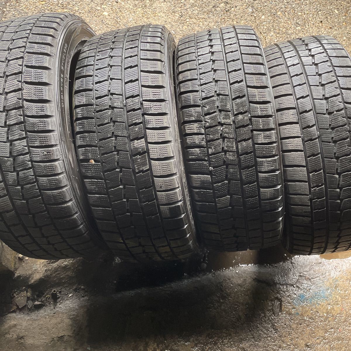 ダンロップ 225/45R18 4本セット