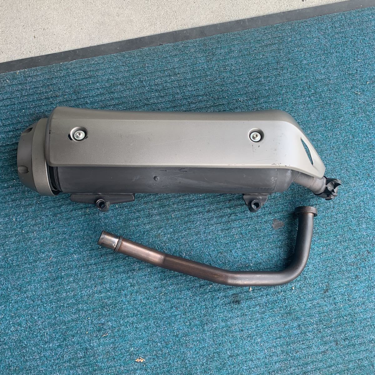 優良販 フォルツァz Mf08 6速 前期 純正マフラー サイレンサー エキパイ 低走行車から取り外し Mall Whisisvietnam Vn