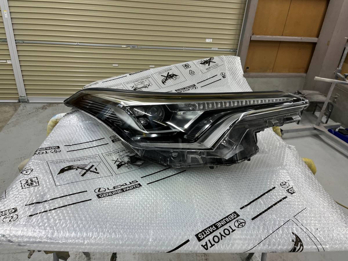 ヴォクシー VOXY ZRR80W ZRR85W 後期 LEDタイプ 純正 ヘッドライト 