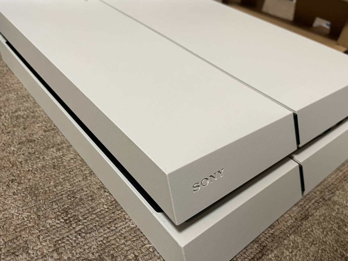  プレステ4 本体 コントローラー&times;2 ソフト&times;2(PS4本体)｜売買されたオークション情報、yahooの商品情報をアーカイブ公開 - オークファン PS4本体