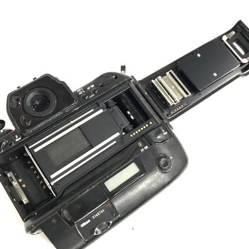 Nikon F5 一眼レフフィルムカメラ ボディ オートフォーカス QG121-11