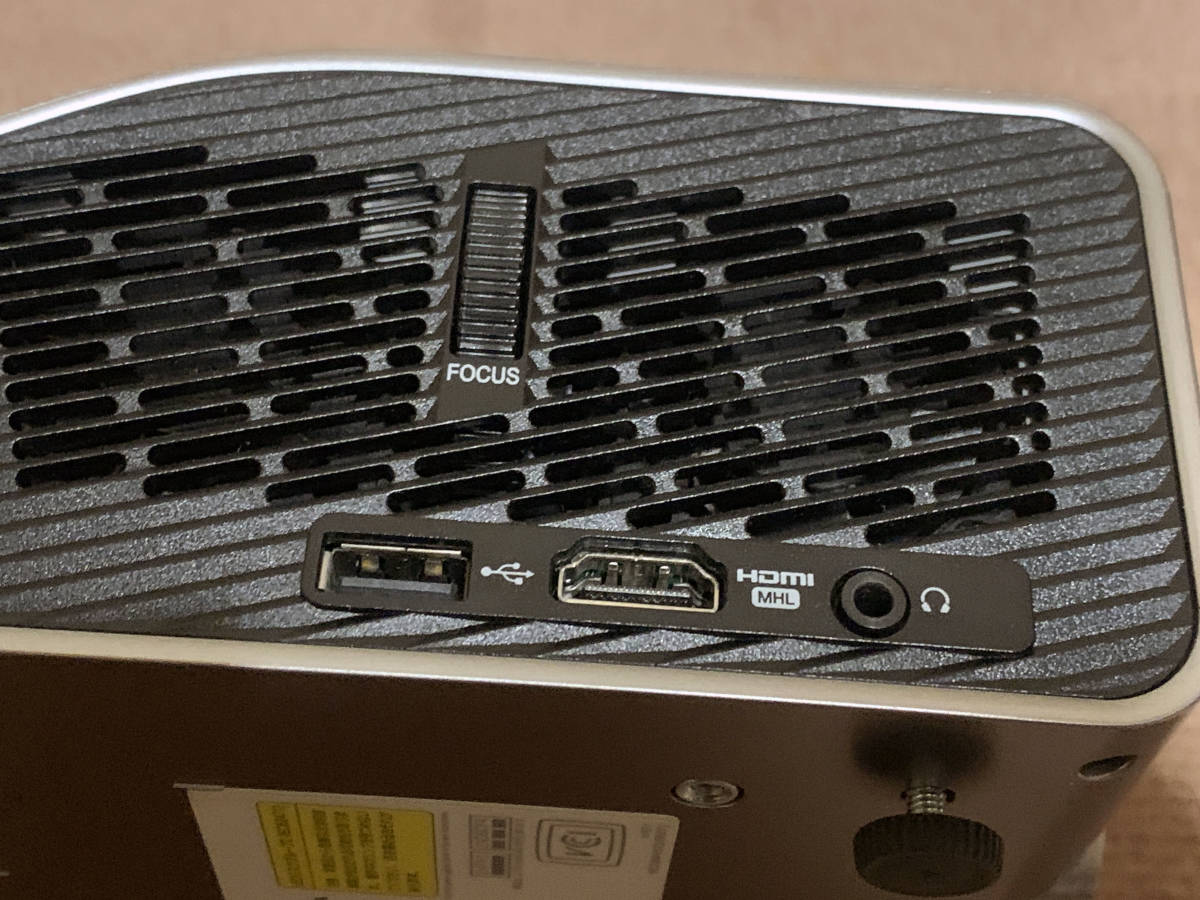 LG エレクトロニクス】超短焦点 LEDプロジェクター PH450UG PH450UG LG