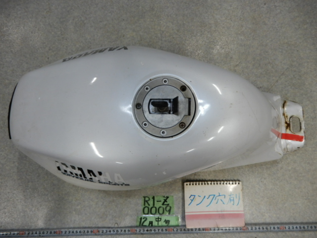 0009 3XC R1-Z ジャンク ガソリンタンク タンク 140サイズ R1Z ヤマハ