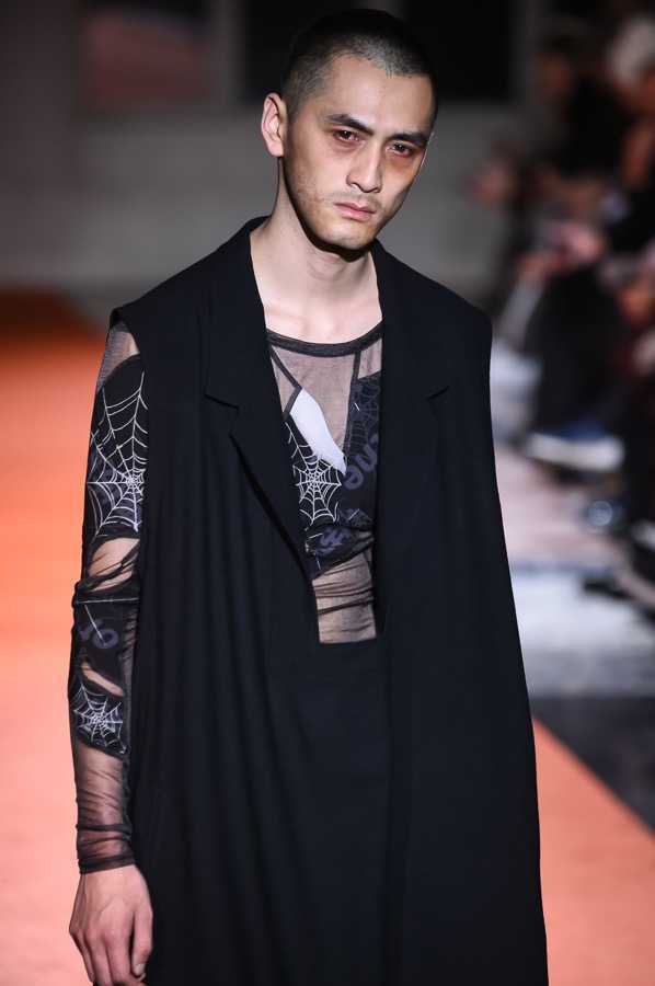  世界10着 2018aw ヨウジヤマモト yohji yamamoto pour homme 蜘蛛の巣 カットソー コート 18aw(男性用)｜売買されたオークション情報、yahooの商品情報をアーカイブ公開 - オークファン 男性用