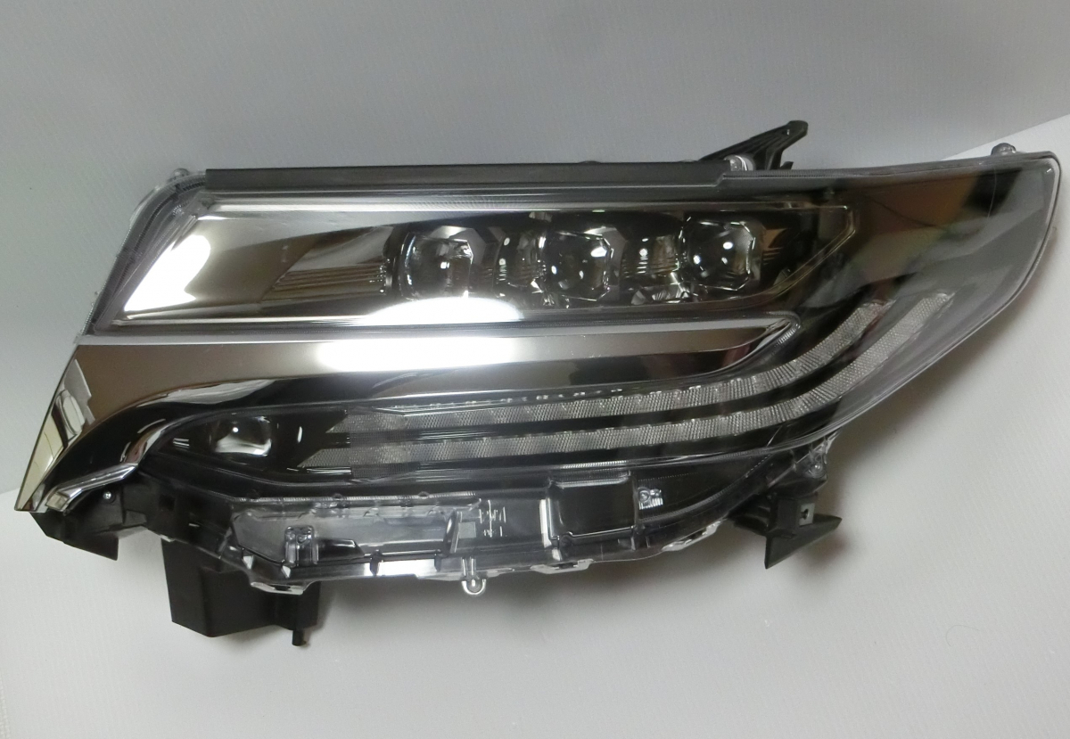 アルファード 30 後期 左ライト 3眼 LED シーケンシャル ICHIKOH 58-91 81150-58520 AGH30W GGH30W AYH30W