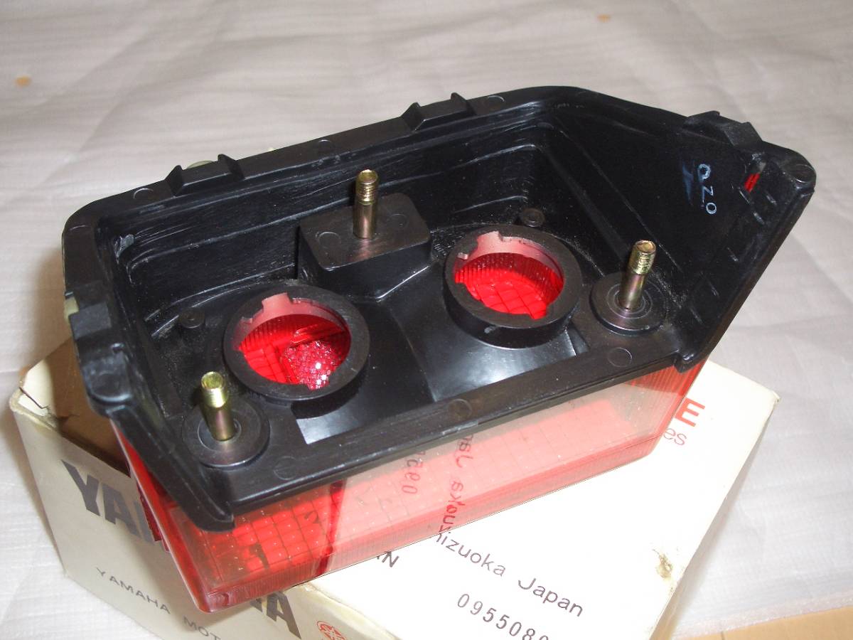 xj400純正テールウィンカーレンズ