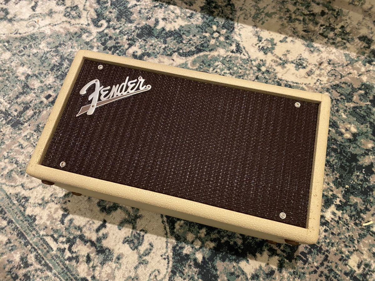 Fender Vintage Reissue '63 Reverb Unit 独立した真空管ドライブ