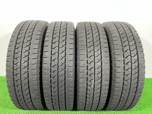 驚きの破格値，驚きの破格値，HOT 205/70R16 111/109L LT ブリヂストン BLIZZAK W979 スタッドレス 4本 205/70/16(タイヤ)｜売買されたオークション情報、yahooの商品情報をアーカイブ公開 - オークファン タイヤ