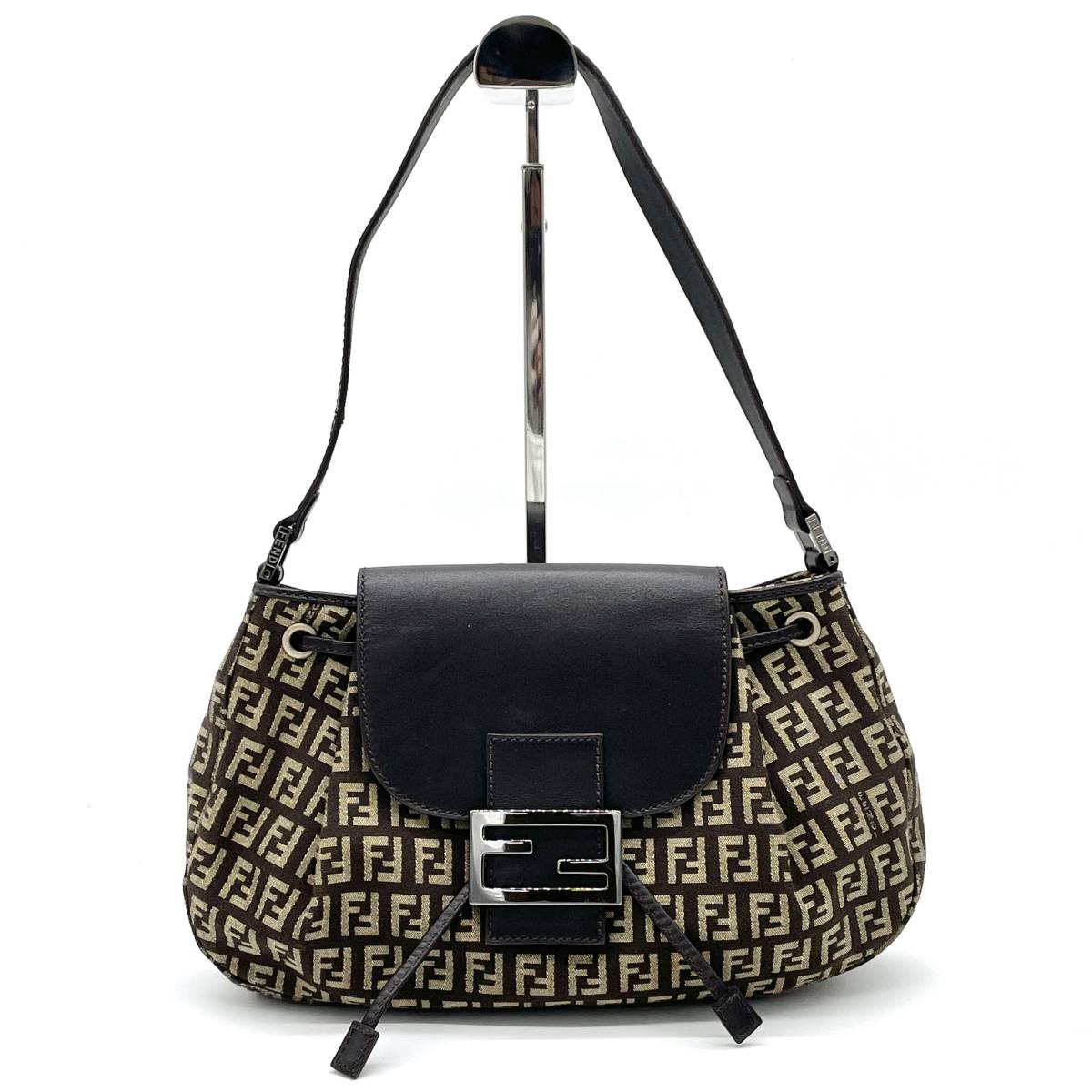 1円～【美品】FENDI フェンディ ズッカ ズッキーノ ショルダーバッグ キャンバス レザー マンマバケット ベージュ FFロゴ金具 フェンディ ズッキーノ 1円 キャンバス×レザー ■美品■ 高級