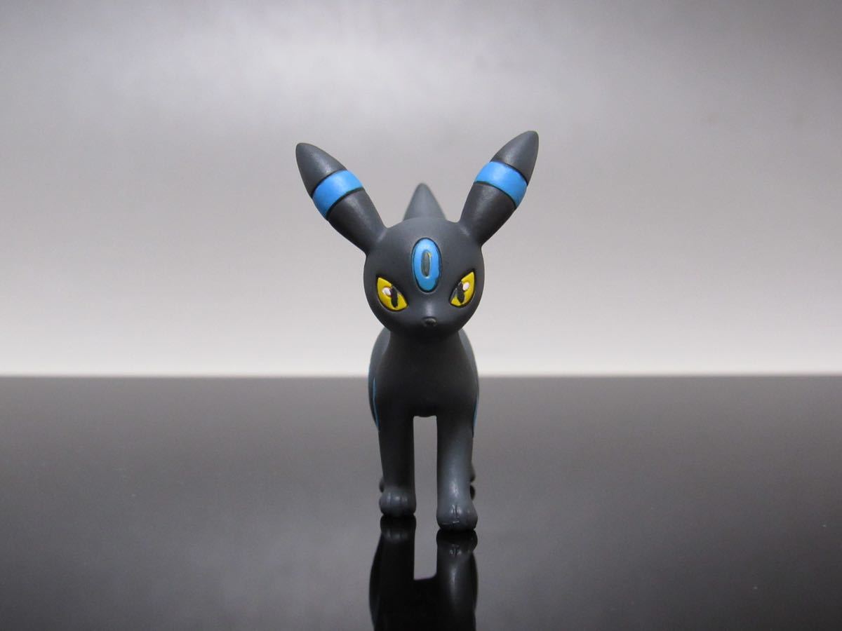 ポケモン モンコレ ブラッキー 色違い リペイント フィギュア
