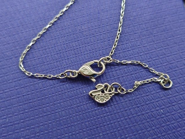 【中古品A】SWAROVSKI ネックレス アトラクトトリロジー 38～43cm 3連ストーン スワロフスキー (管理番号：049105)