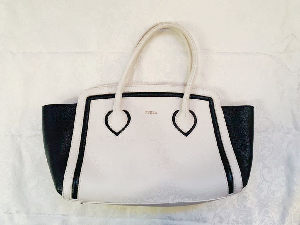 【FURLA】ハンドバッグ フルラ ブランドバッグ 極美品