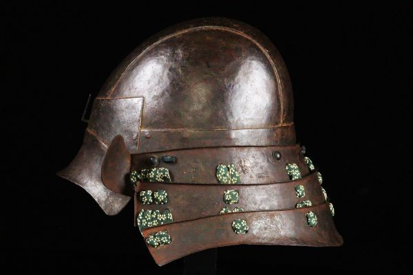 兜 江戸期 Yahoo!オークション - 江戸期 本歌 古鉄地頭成兜 南蛮鉄 変わり