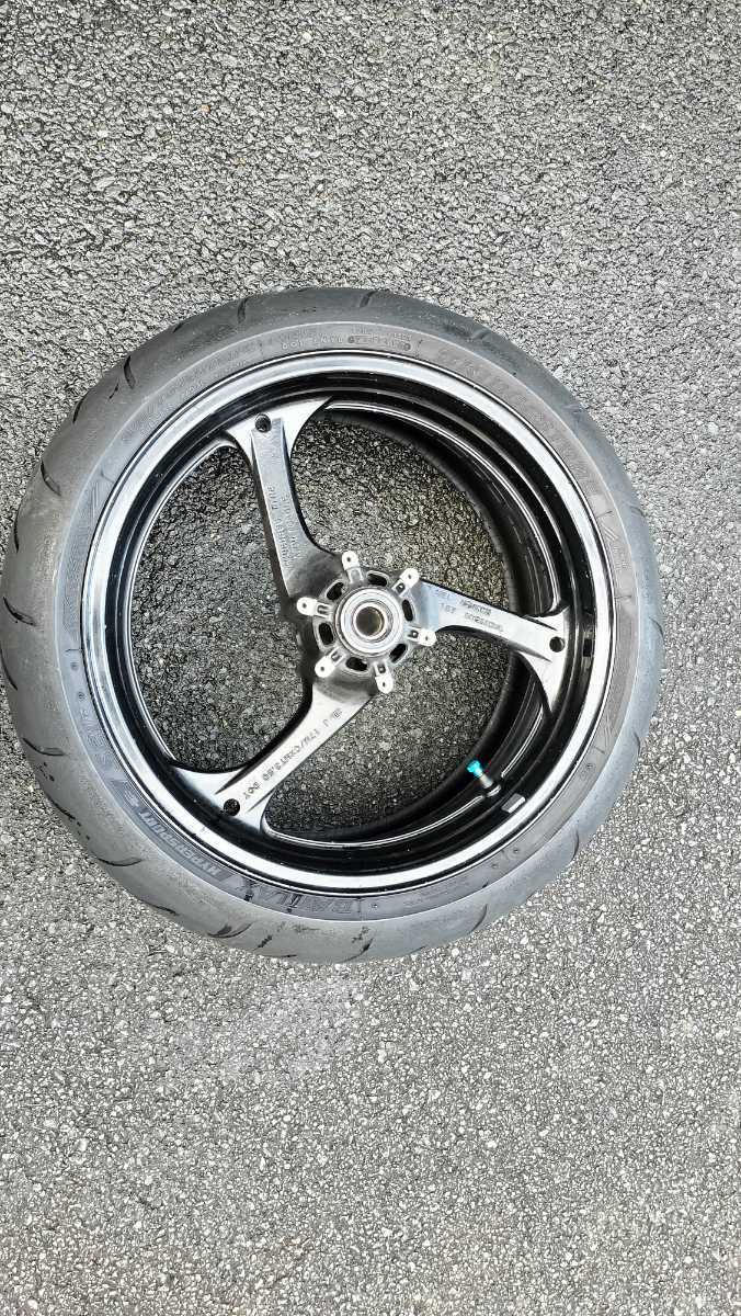 CBR1000RR SC57前期 フロントホイール タイヤ付き 【公式通販】