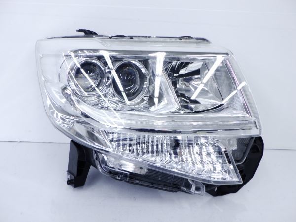 4114341□ ◎タントカスタム LA600S/LA610S◎シフォンカスタム LA600F/LA610F 右ライト LED KOITO 100-51392