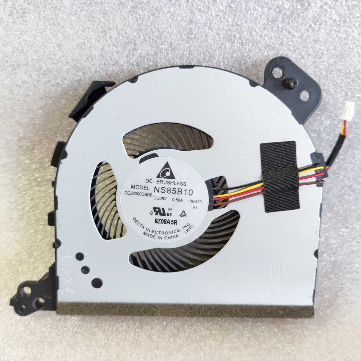 Ventilatore CPU Fan AB4105HX-KB3 DC5V 0.35A Toshiba NB300 NB305