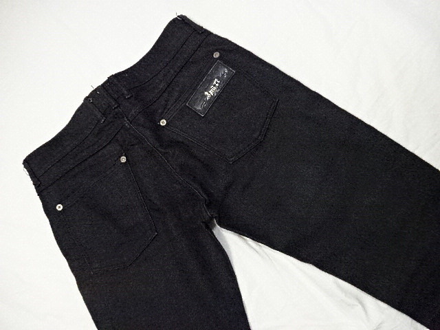 送料無料☆エイプリル77☆JOEY☆黒スキニーデニム☆28☆ウェスト約78cm