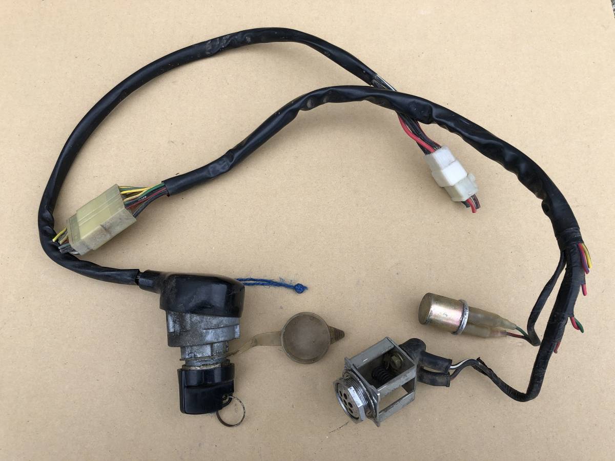 キーシリンダー 鍵セット キー グロー余熱窓 コンバイン イセキ HL80