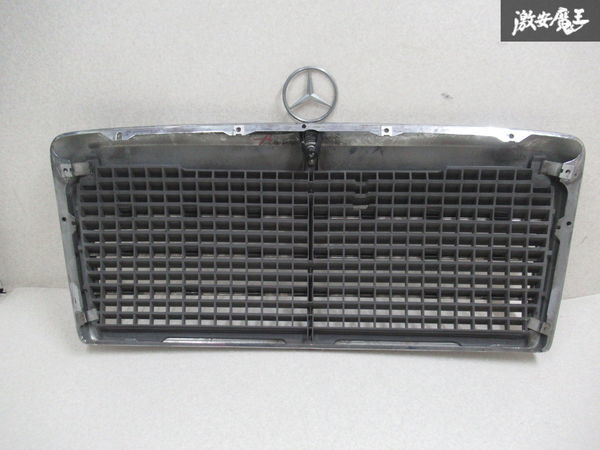 希少!! ベンツ 純正 W124 Eクラス フロント グリル ラジエーターグリル 外装 メッキ 124 888 02 23 即納 棚T W124 Eクラス ベンツ 取り外し 500E W124後期E320カブリオレ特注フル