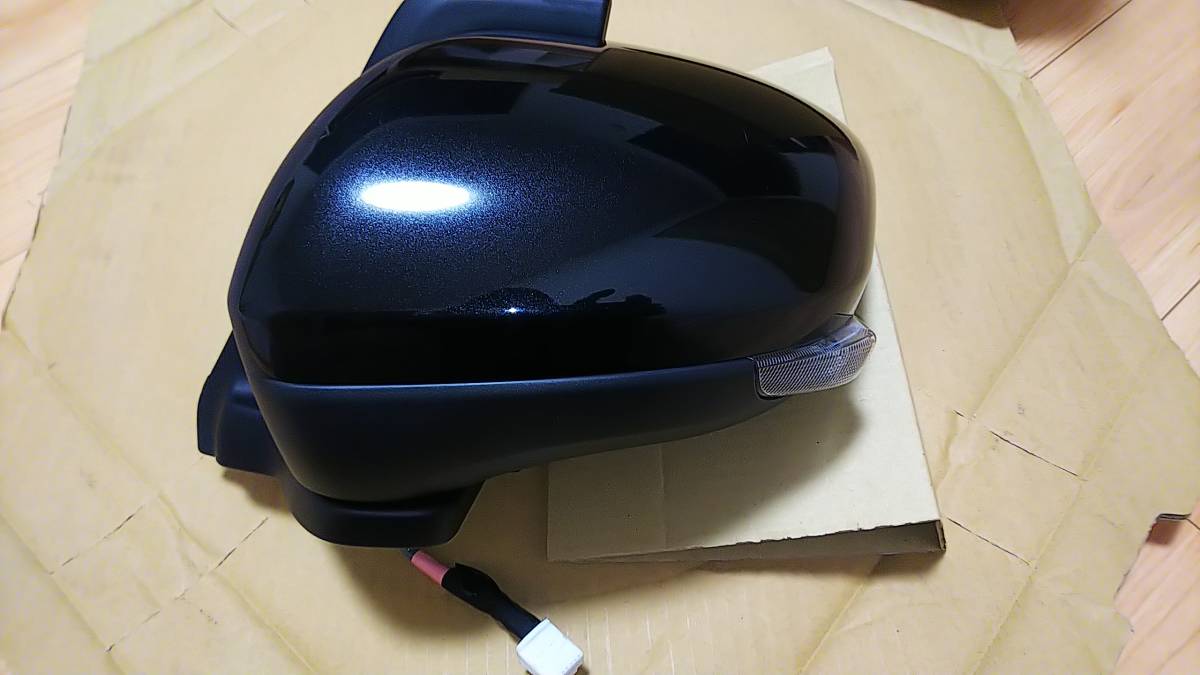 タント カスタム LA600S LA610S 左 ドアミラー X07 ブラック 純正品番