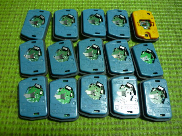 スズキ系 キーレス 青14個 黄色1個 MH21S MH22S HA23S MF21S MG21S 等