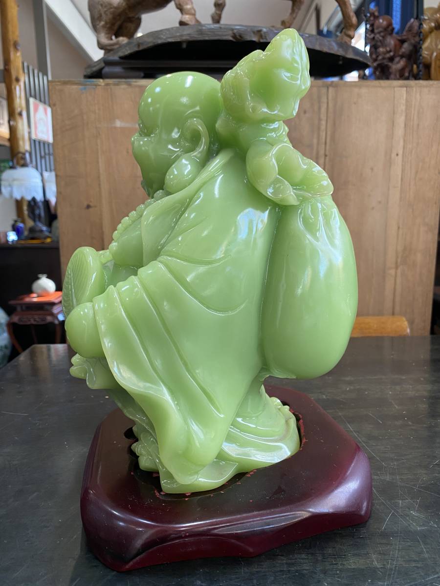 七福神　ヒスイ　翡翠　グリーン　布袋様　縁起物 置物 翡翠 布袋様 ヒスイ 翡翠？ 石像 台座付 石製台座？ 七福神 置物 翡翠