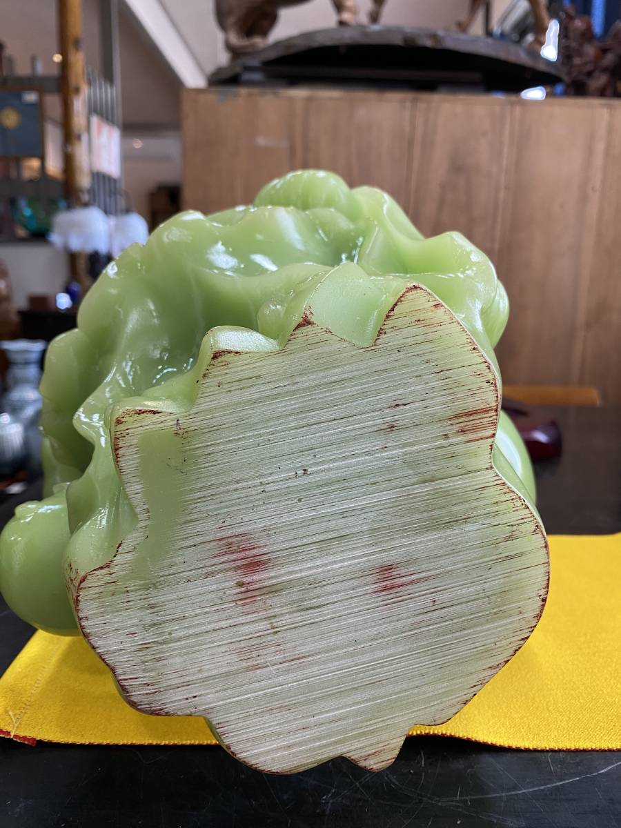 布袋様 ヒスイ 翡翠？ 石像 台座付 石製台座？ 七福神 置物 翡翠