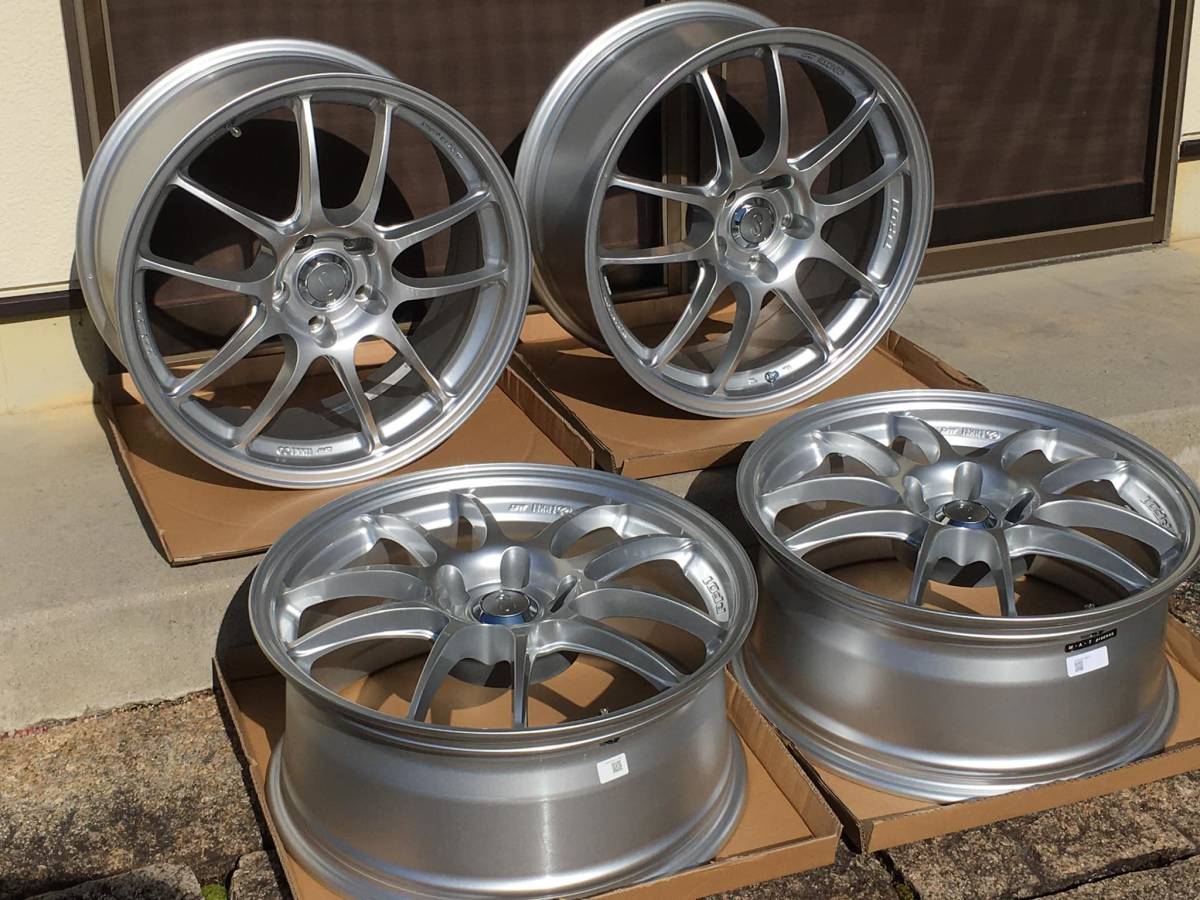 美品! ホイール 4本セット エンケイ ENKEI RS05 18インチ 8J +48 PCD 114.3