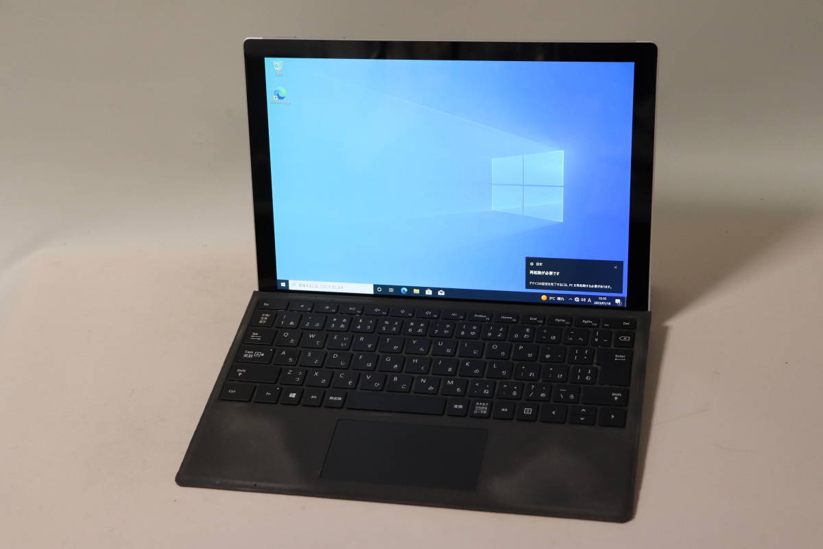 M688. Microsoft / Surface Pro / 1796 / Core i5-8350U / 8GBメモリ / 256GB / Windows10