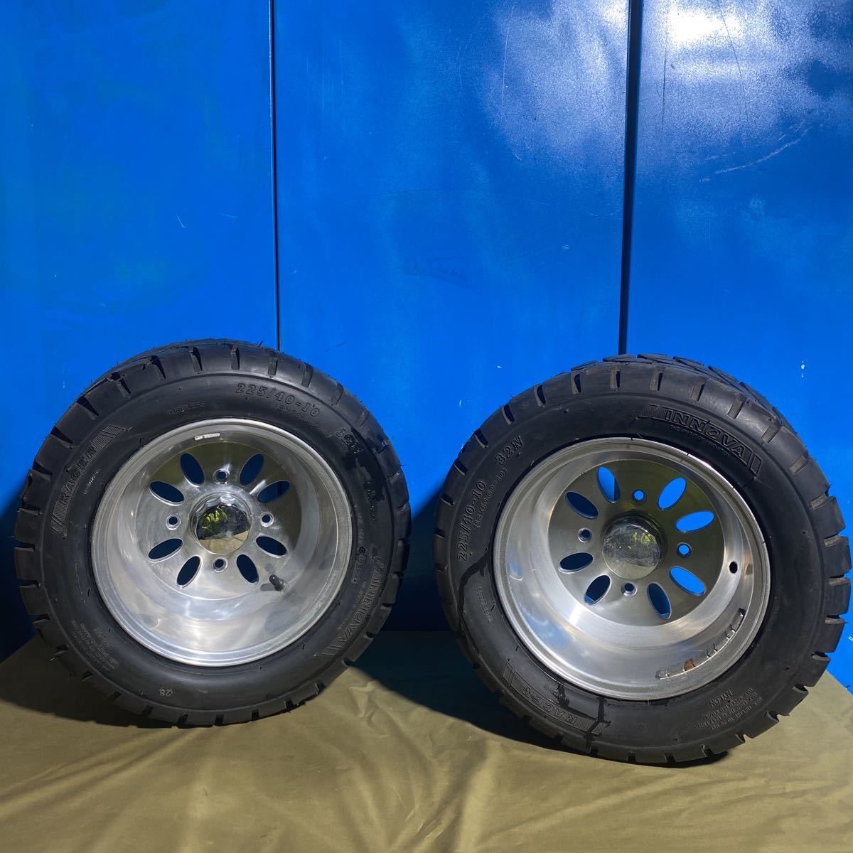 on タイヤ Tyre Racer Innova シエラ 岐阜発　225/40-10(18×10.00-10) 二本