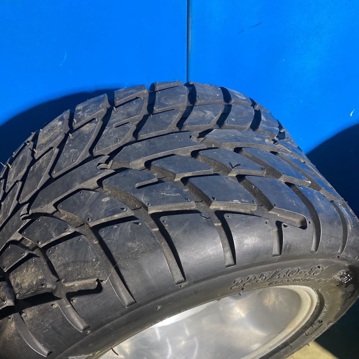 on タイヤ Tyre Racer Innova シエラ 岐阜発　225/40-10(18×10.00-10) 二本