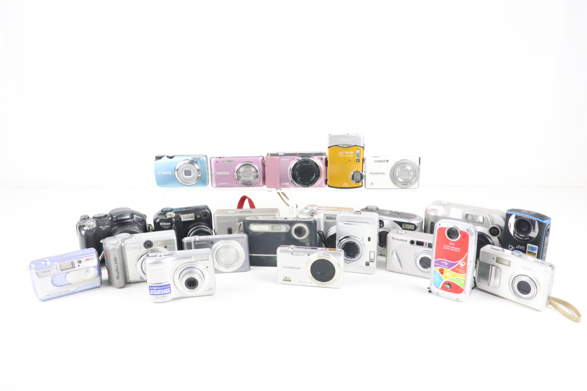 デジカメ 22点 まとめ Canon SONY Nikon PENTAX CASIO OLYMPUS FUJIFILM TOSHIBA Kenko 005JLOO12