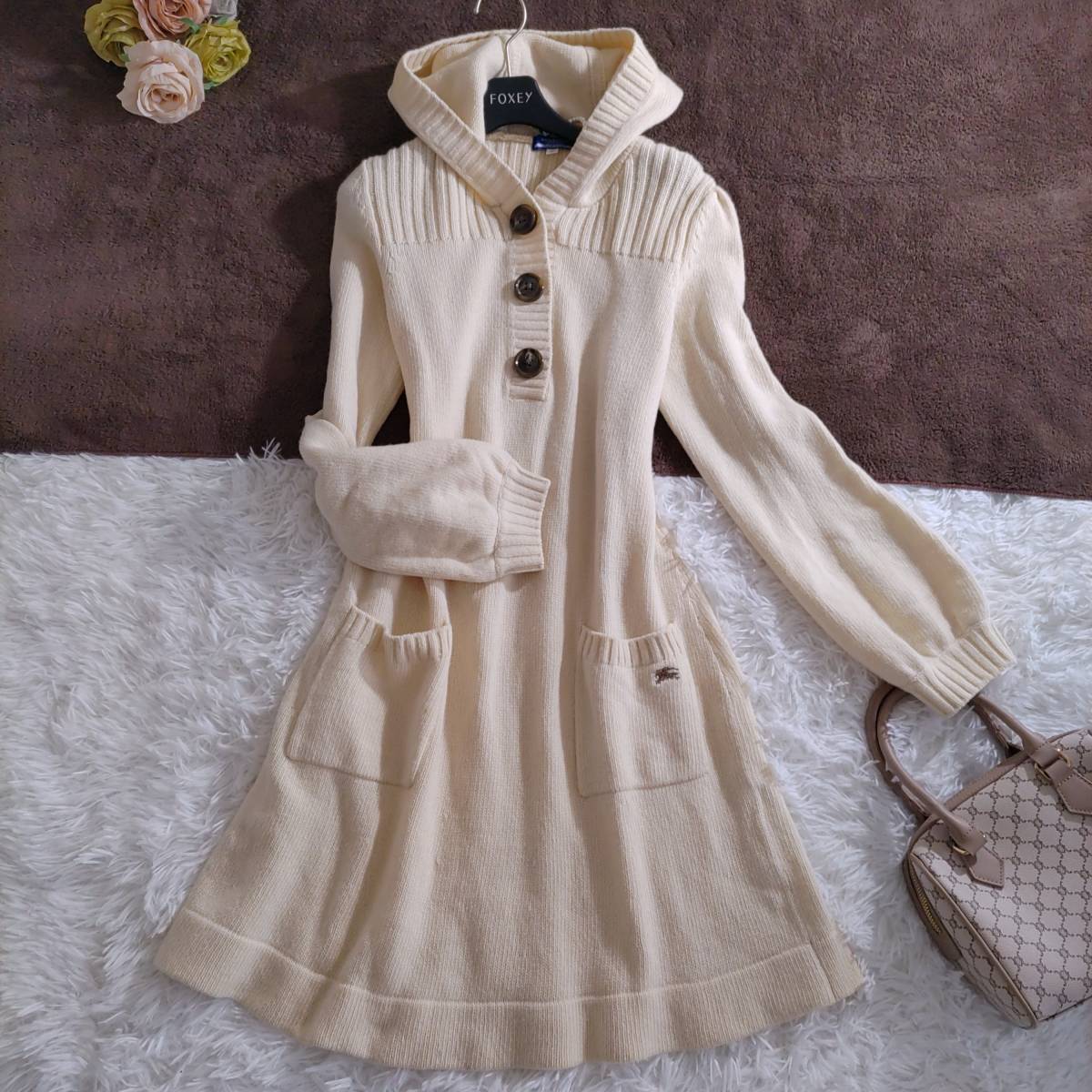 バーバリー BURBERRY BLUE LABEL イタリア製糸使用 フーディーニット