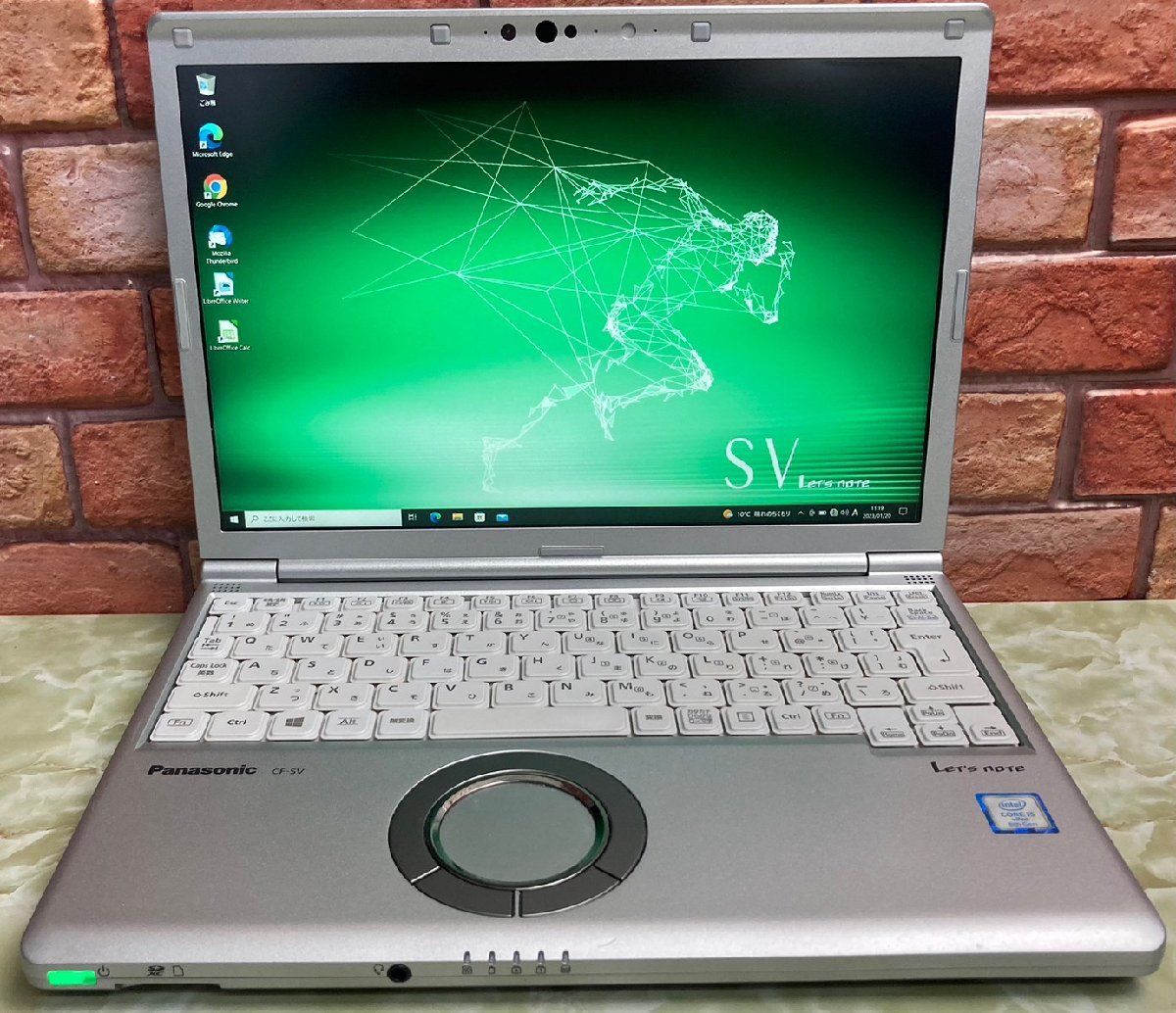 東芝 　大画面17.3型 i7 3630qm 8GB ストレージ欠品 一体型PC TOSHIBA D732/WVTHB Core i7 3630QM 2.4GHz メモリ8GB HDD無
