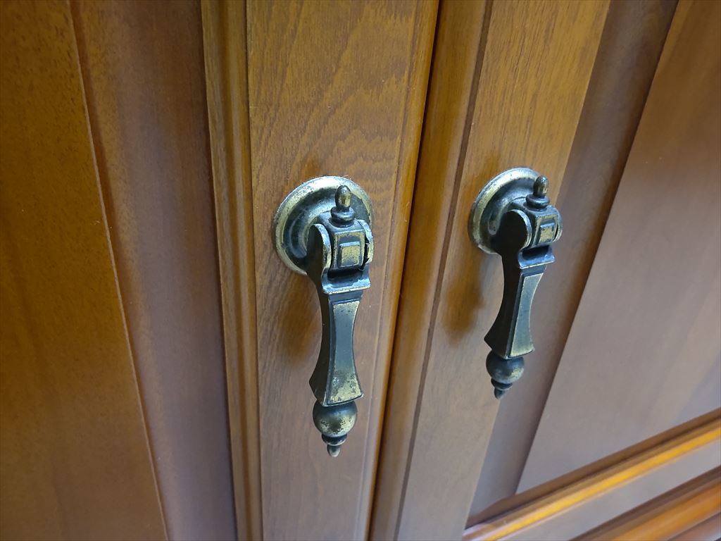 美品『Daniel』横浜ダニエル コーナーキャビネット キャビネットRWcab3