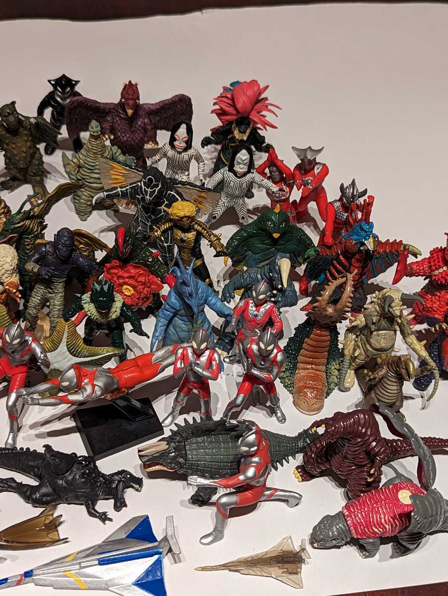 大量！バンダイ ガシャポン HGシリーズ ウルトラマン 怪獣 星人 宇宙人 