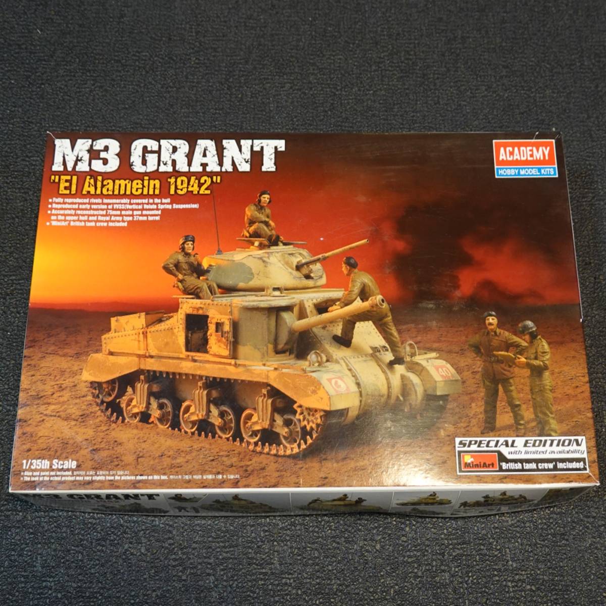 【未使用】アカデミー1/35 M3 グラント中戦車 エル・アラメイン プラモデル 