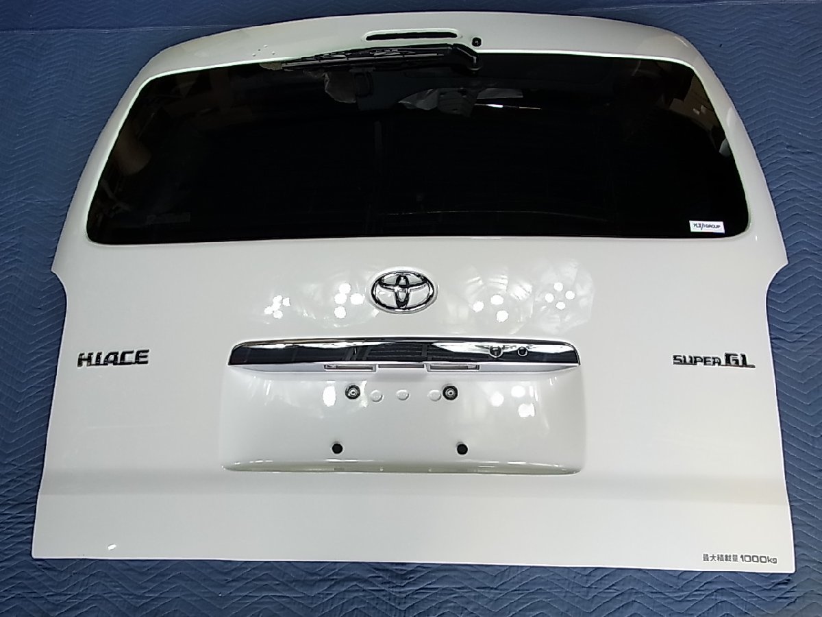 新車外し トヨタ 200系 ハイエース スーパーGL 6型 ワイド 純正 バックドア / ミドルルーフ ガラス付き ホワイト 058