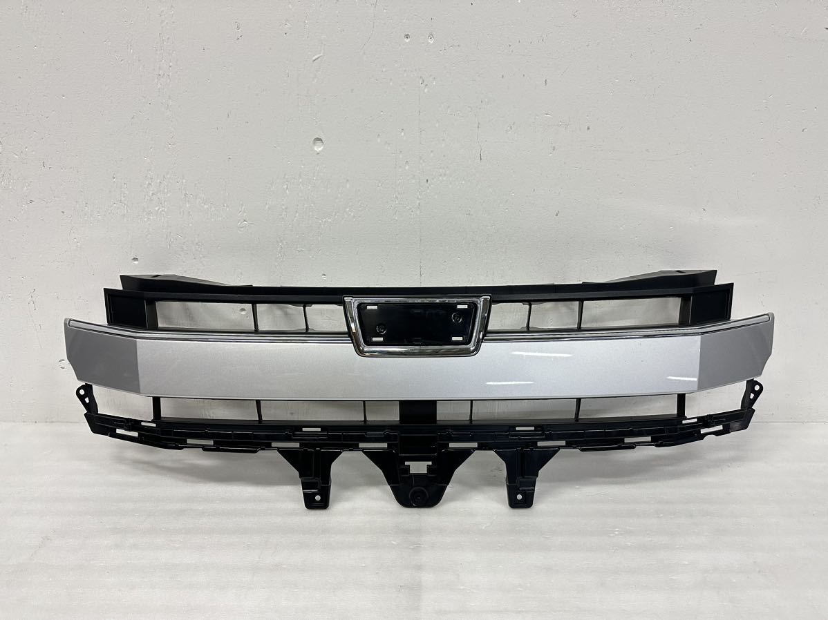 5JJ27 ノア エスクァイア ZRR80G 後期 純正 フロント グリル 53101