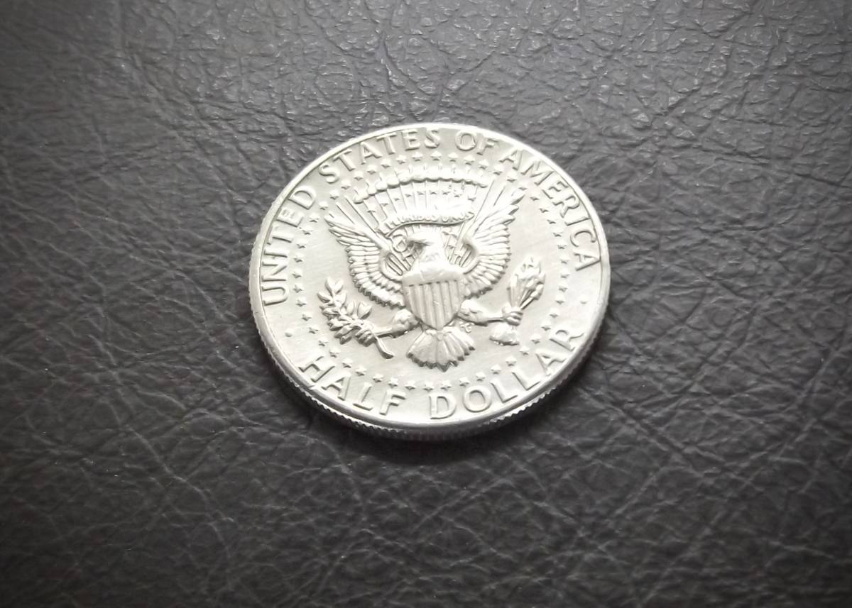 ケネディ50セント硬貨 1974年 D刻印 送料無料です。（15853） USA 貨幣 ハーフダラー  アメリカ(北アメリカ)｜売買されたオークション情報、Yahoo!オークション(旧ヤフオク!) の商品情報をアーカイブ公開 -  オークファン（aucfan.com）