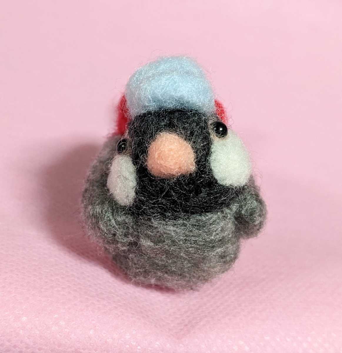 文鳥　羊毛フェルト　配達員の文鳥さん_5