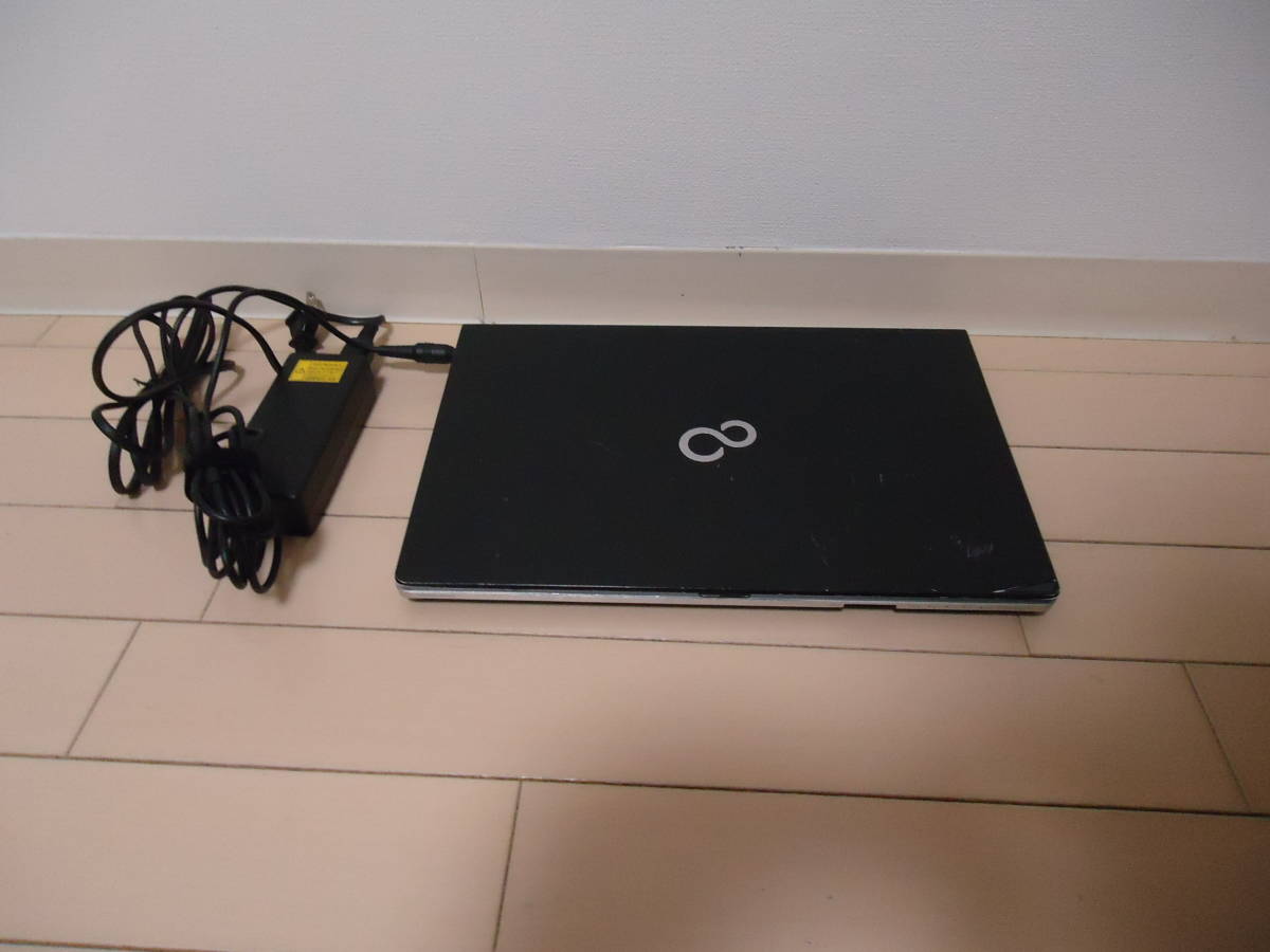 富士通LIFEBOOK　S904/JX FMVS0200BP_1