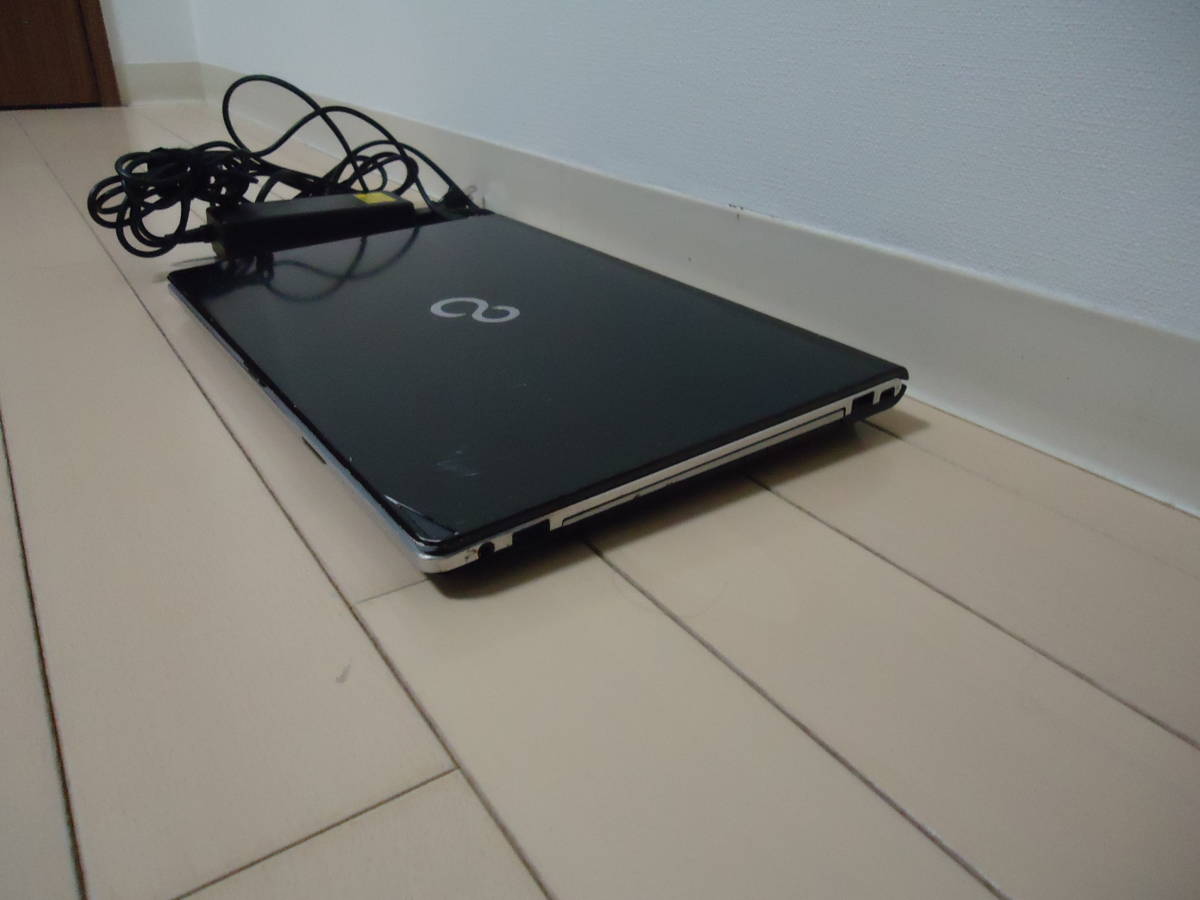 富士通LIFEBOOK　S904/JX FMVS0200BP_2