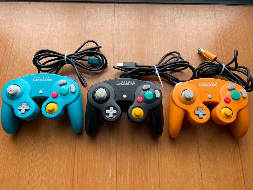中古　任天堂 ゲームキューブコントローラー 3個　動作確認済
