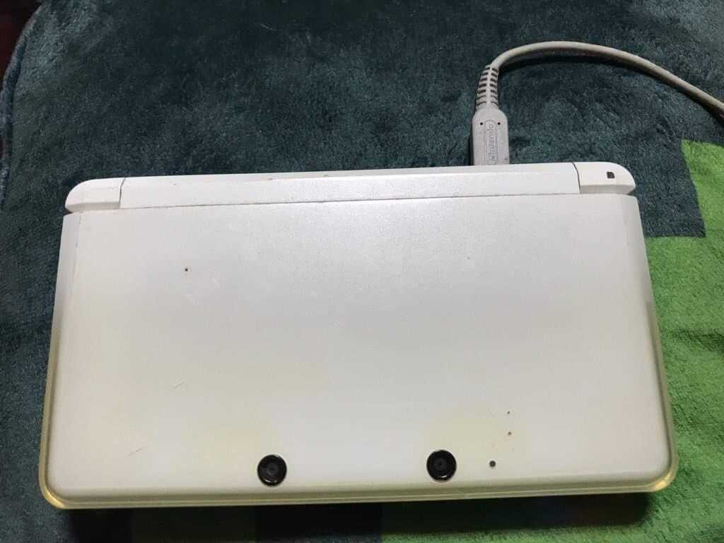 ３DSホワイト本体