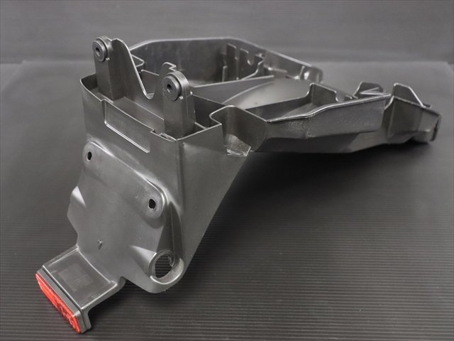 H20663) ホーネット250 MC31 社外 リアインナーフェンダー コワース