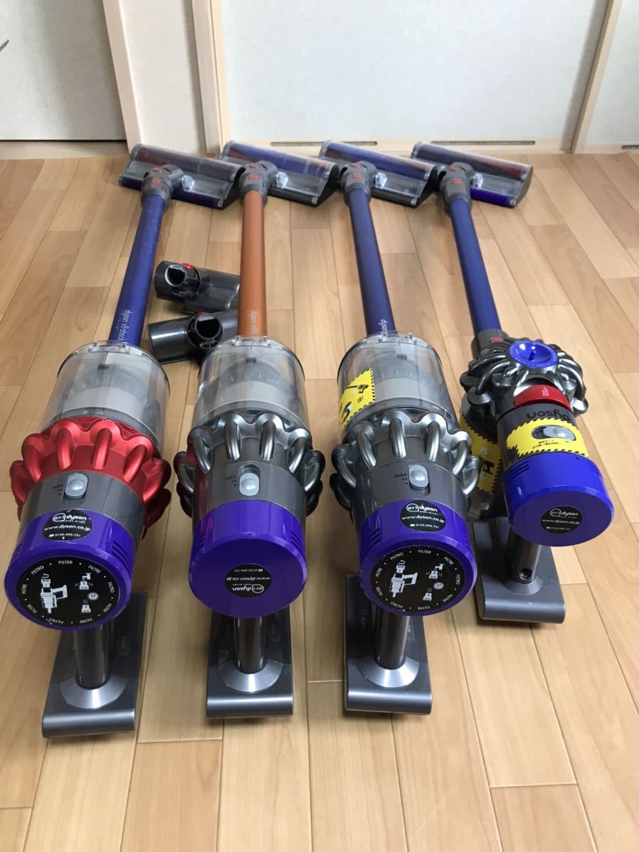 【ジャンク品】dyson 掃除機 SV12 本体 3台セット 付属品 3台とパーツまとめて。 SV12(3台) dyson ダイソン sv。 ダイソン sv12