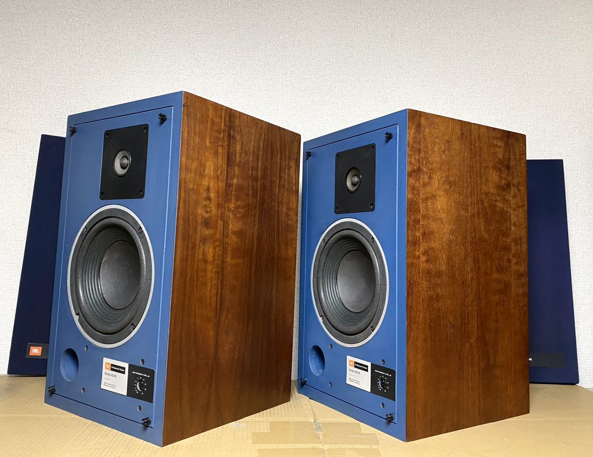JBL 4301B WX スピーカーペア。動作:良好。サランネット付き。,(美品 