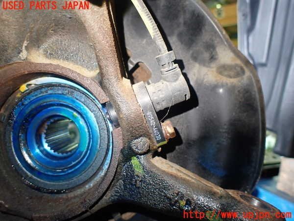 5UPJ-77514290]ヴォクシー(ノア)(AZR60G)右フロントナックルハブ 中古 トヨタ ヴォクシー トヨタ「ノア トヨタ新型「ノア／ヴォクシー」の新車装着用タイヤに横浜ゴムの ラインナップおよびカラー ノア＆ヴォクシーのユーザーが他ブランド他車に流れないで乗り
