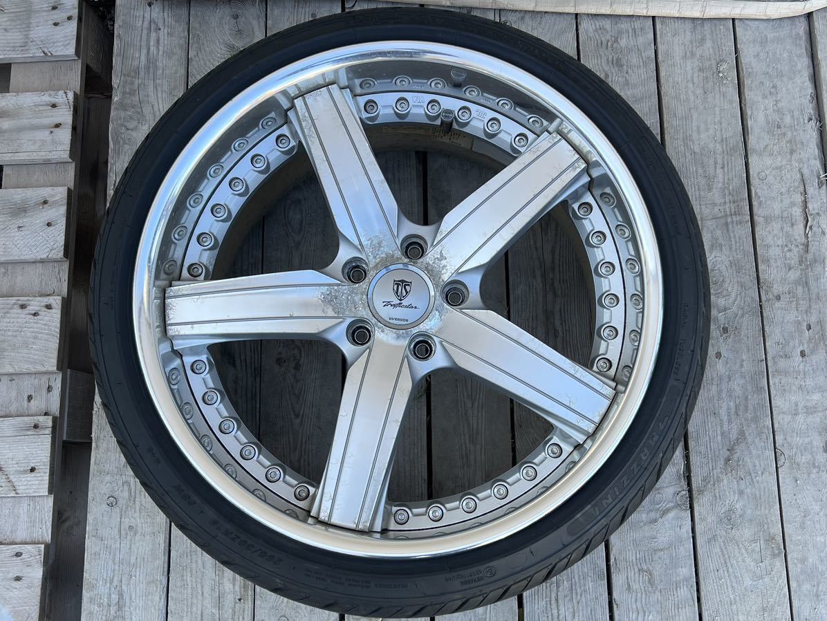 希少品 リバーサイド トラフィックスター STR 19インチ19×8.5J+32 19×9.5J +41 PCD114.3 5穴 タイヤ付 235/35ZR19 265/30ZR19 売り切り トラフィックスター リバーサイド STR 19インチの -トラフィックスター 最終値下げ］トラフィックスターSTR19